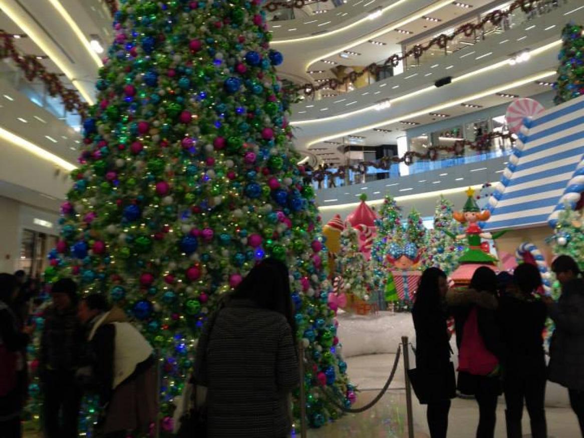 shanghai at christmas